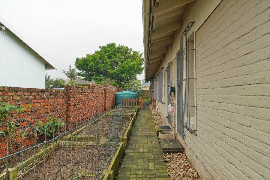 4 Bedroom Property for Sale in Kaysers Beach Eastern Cape